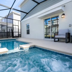 Wow! Stunning 5BR Villa Near Disney w Pool