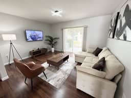 2BR Villa Near Disney & Epic Universe | Pool Access - Image 2