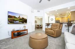 Amazing 2bed Condo Close to Disney | Resort Pool & Hot Tub - Image 4