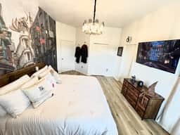 Enchanted 2BR Condo Close to Disney | Resort Pool & Hot Tub - Image 3