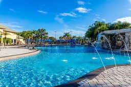 4BR Villa Close to Disney, Private Pool and Club - Image 5
