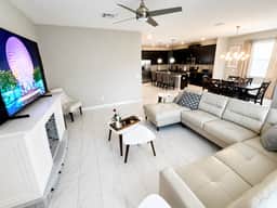 6BR Villa Near Disney | Walk to Storey Lake Club - Image 4