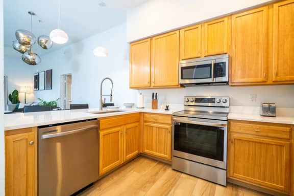 Premium 3BR Condo • Disney 15 Min, Resort Pool & Hot Tub - Image 5