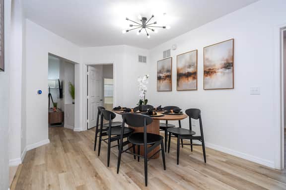2BR Harry Potter & Mickey Gated Condo near Disney - Image 4