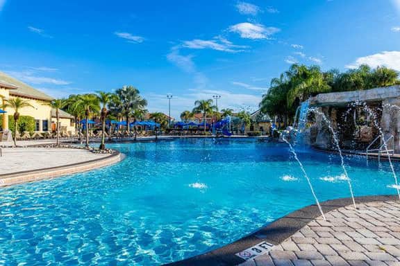 4BR Villa Close to Disney, Private Pool and Club - Image 5