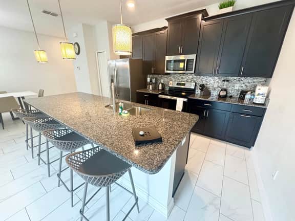 Storey Lake 4Bed Villa Close to Disney | Pool, BBQ - Image 4